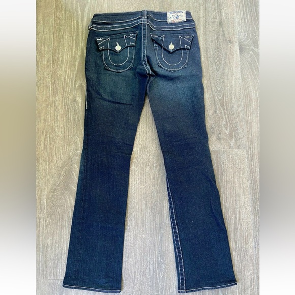 True Religion Billy, Dark Wash, EUC Size 28 - Picture 1 of 8